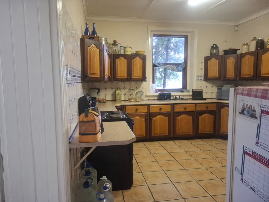 5 Bedroom Property for Sale in Kroonstad Central Free State